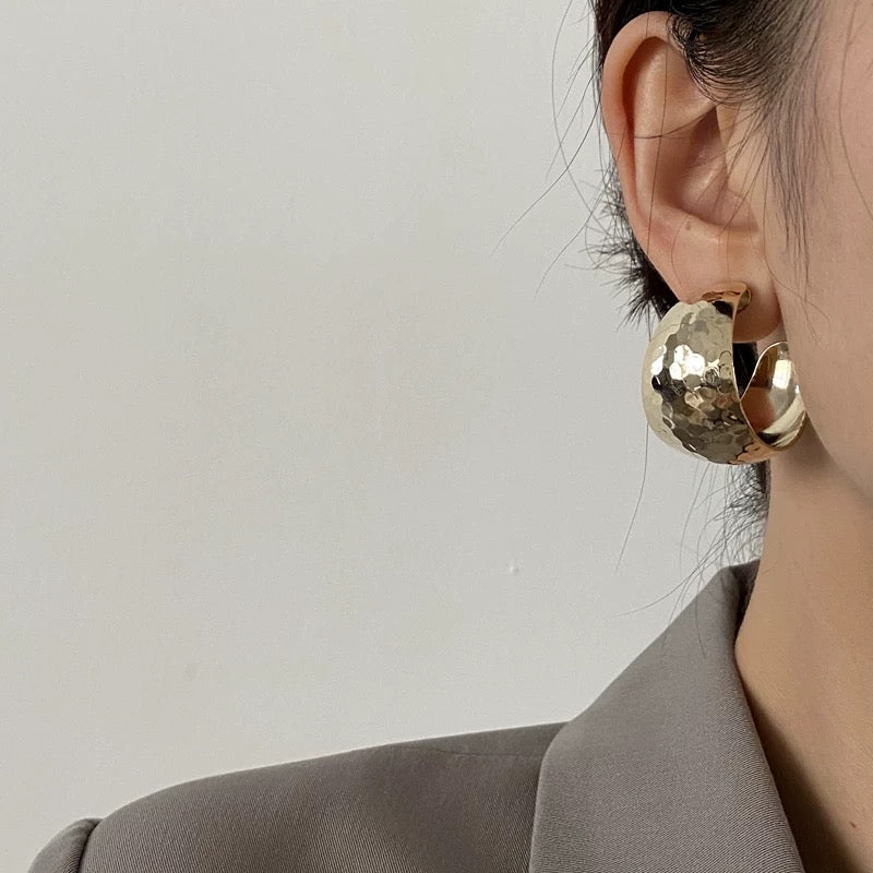 M238Women's earrings