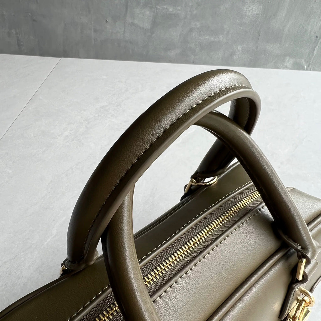 C021fashion handbag
