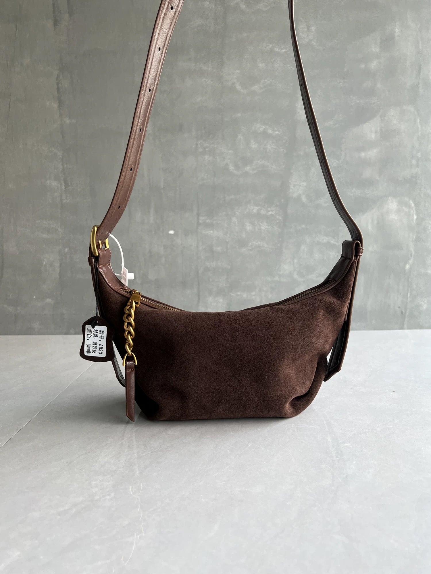 2774 messenger bag