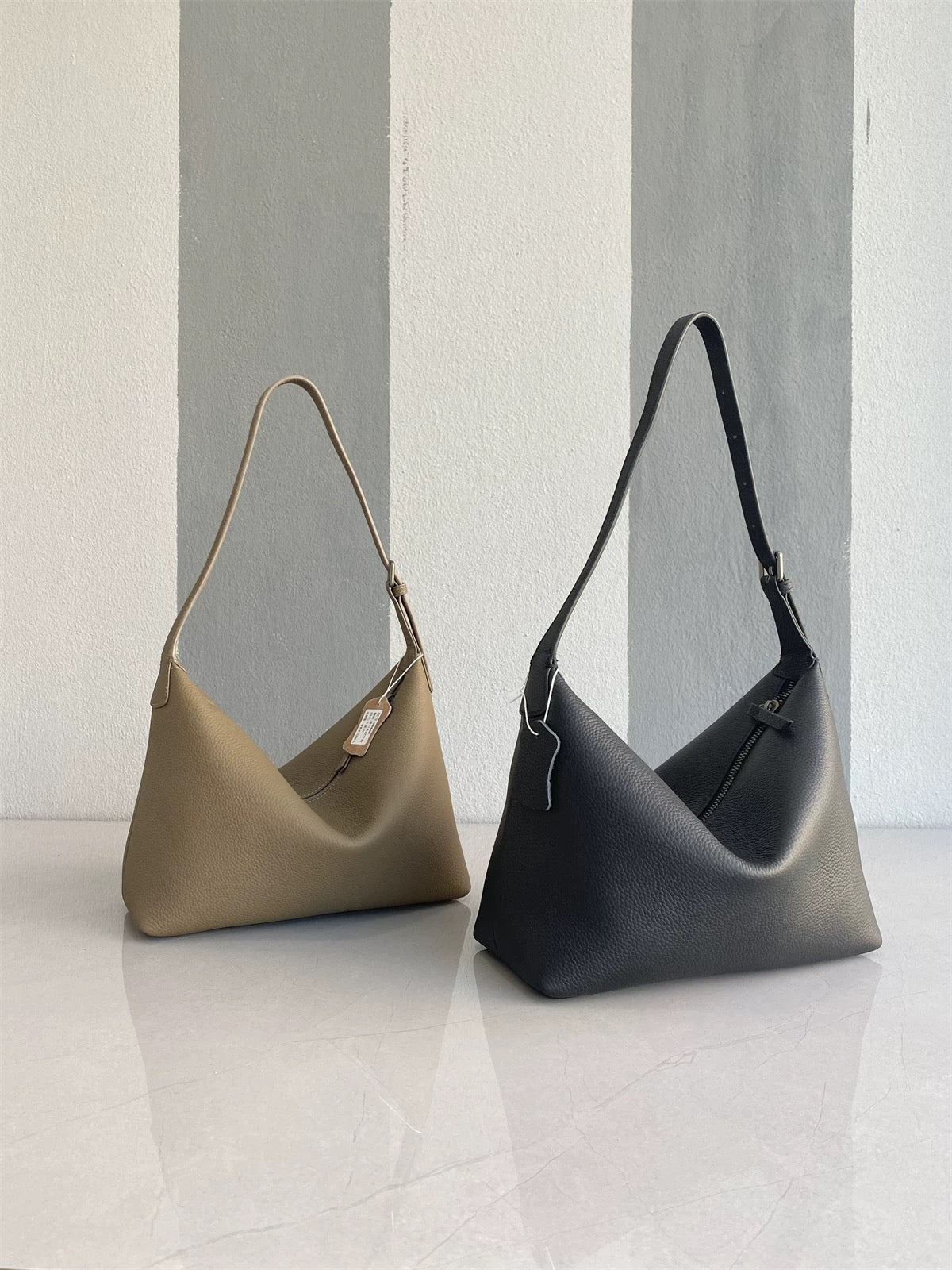 M196 New handbag