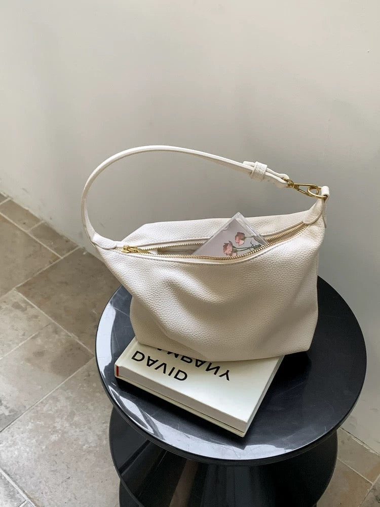 2615Classic handbag