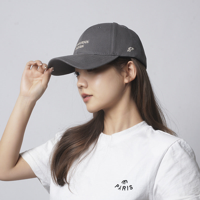 M070 Ladies baseball cap