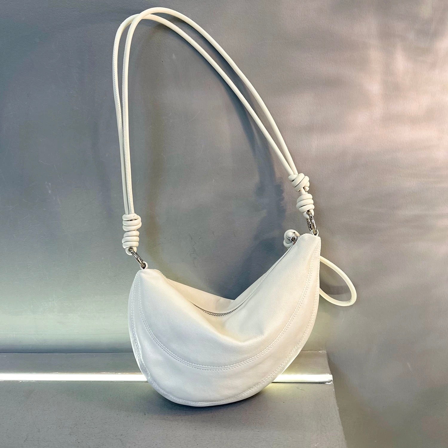 M248Woman handbag