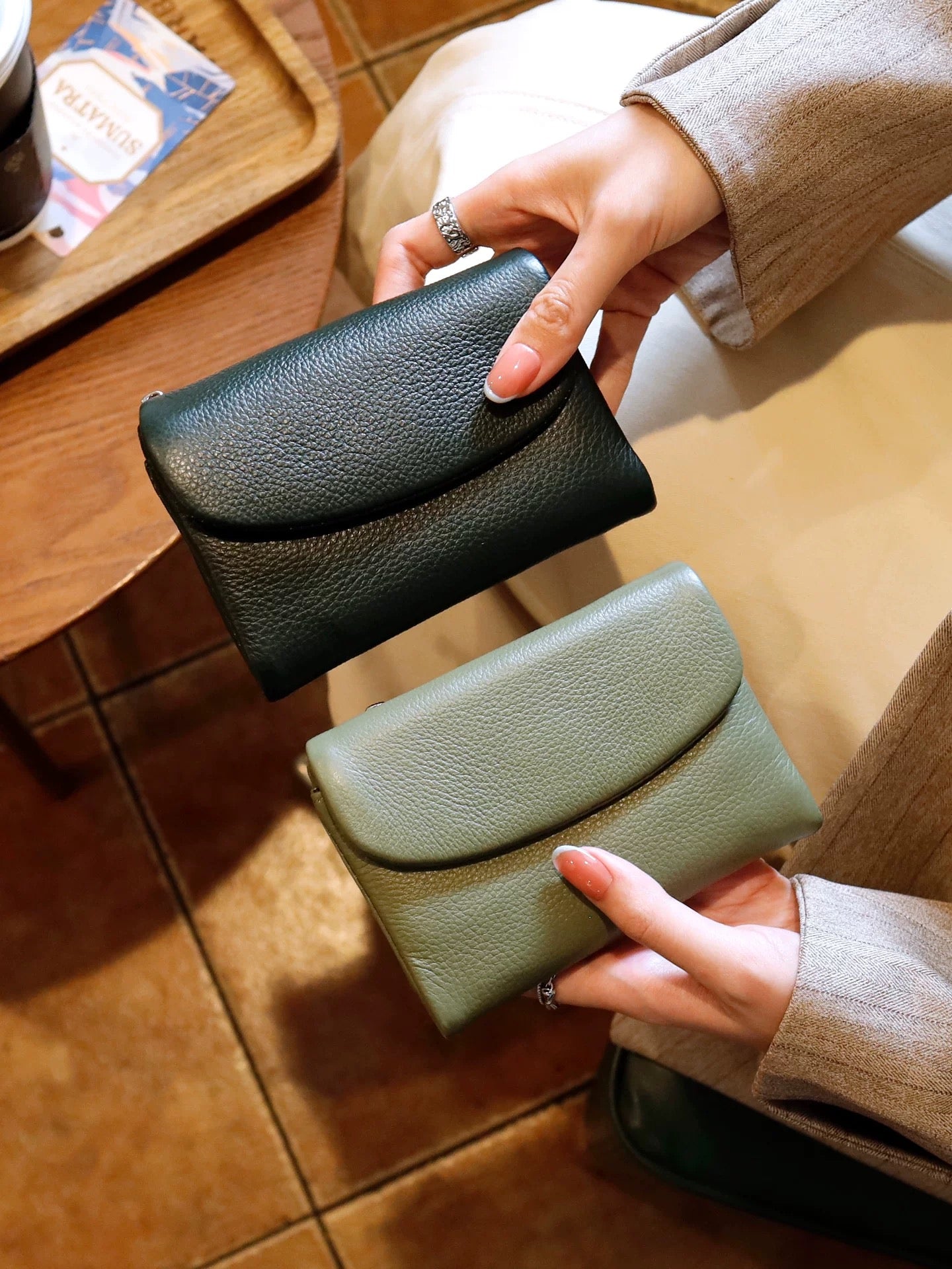 M244 Women's wallet