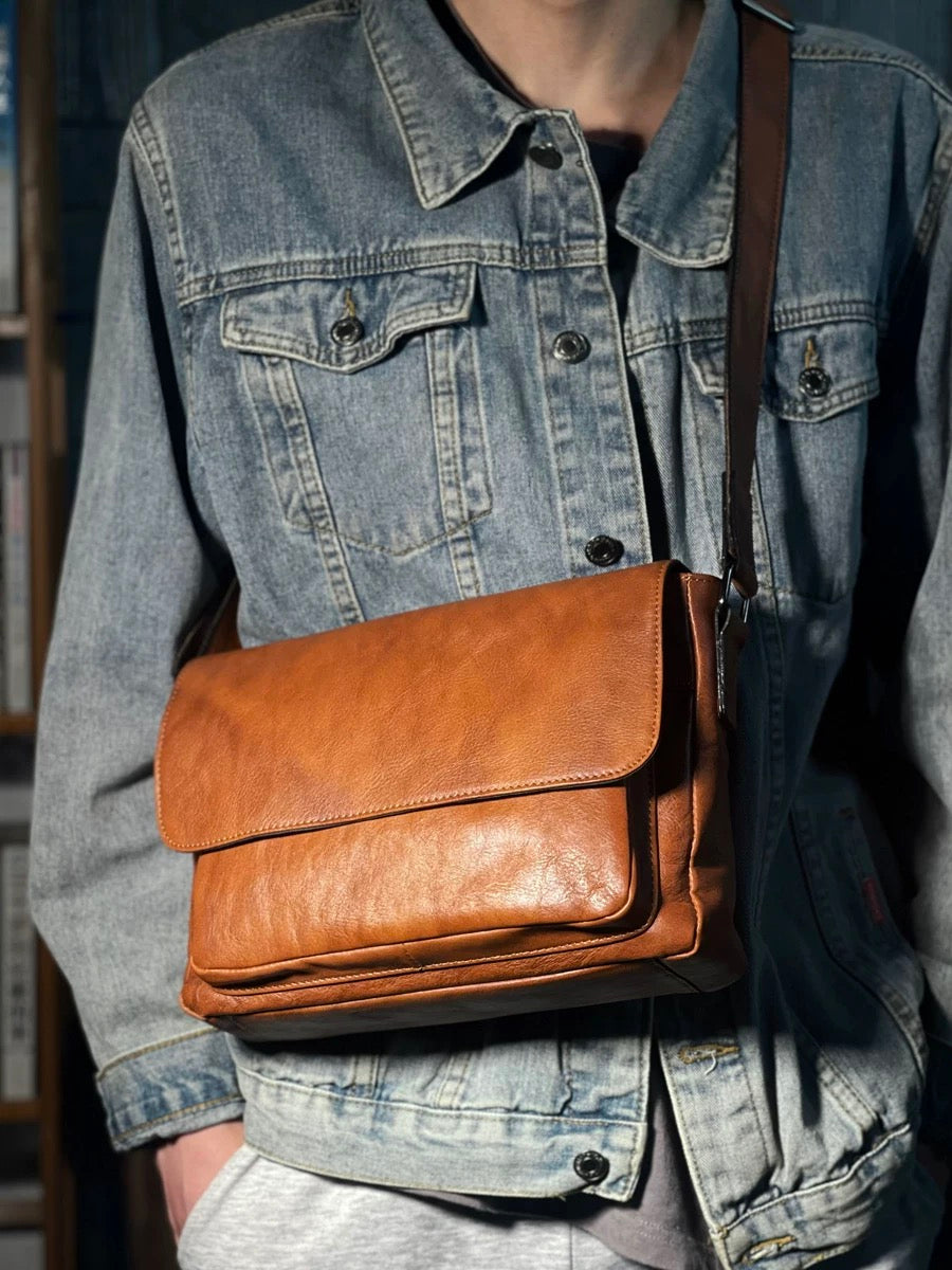 M209Man's postman bag