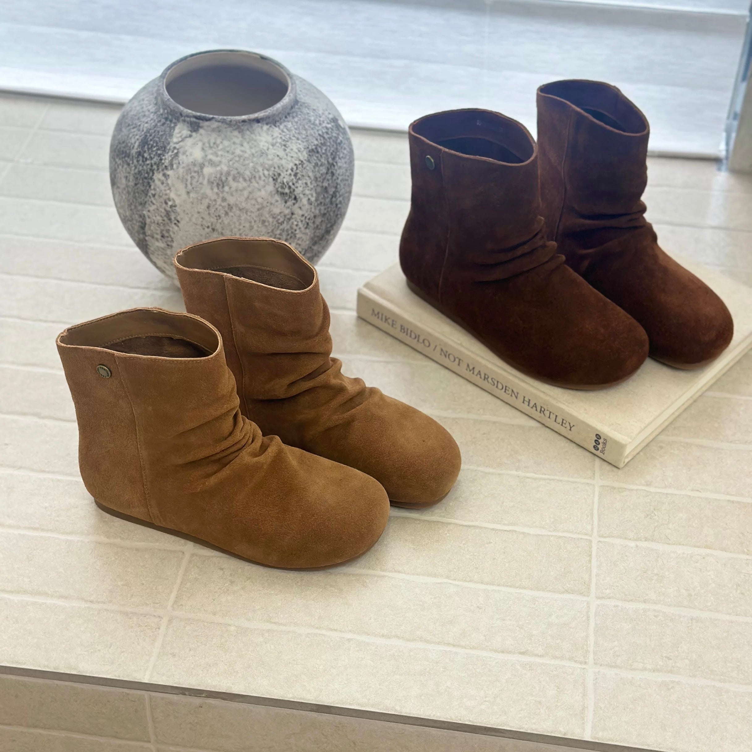 2667Classic booties