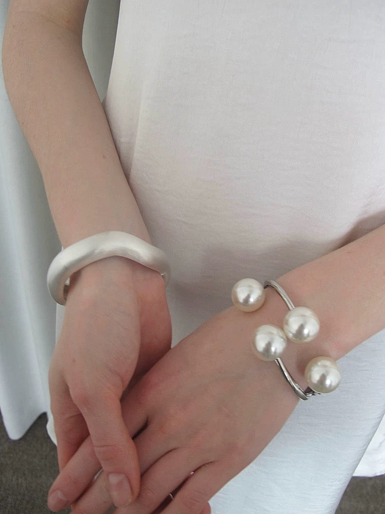 M110Woman bracelet