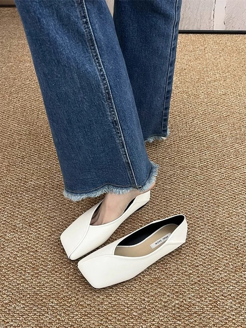 M183 Women's shoes