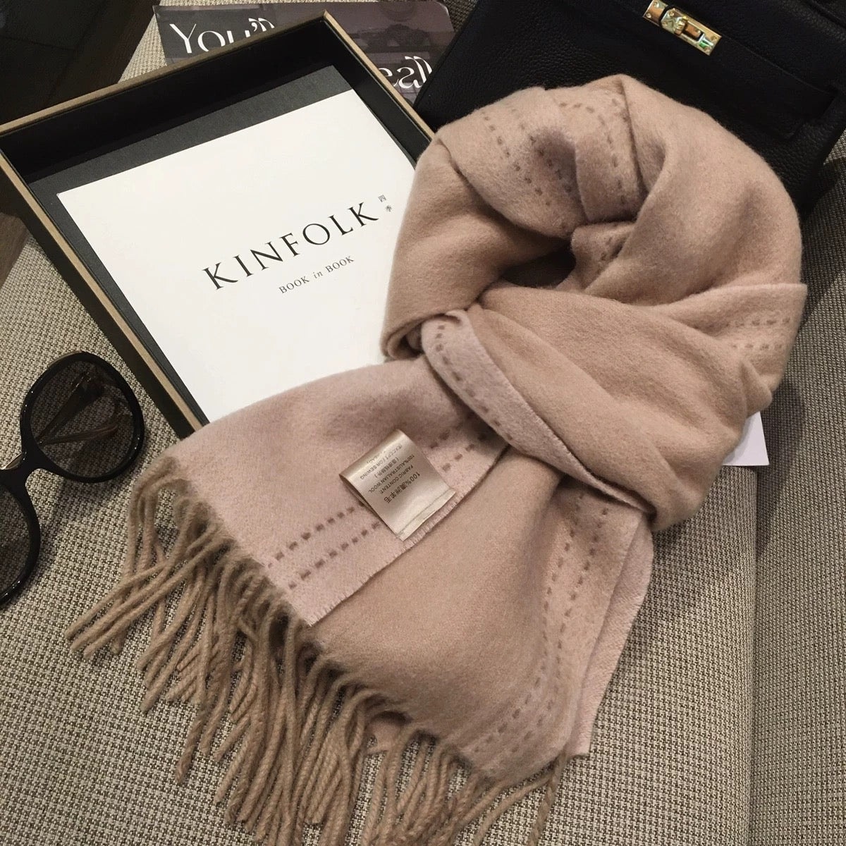 M080 Scarf in winter
