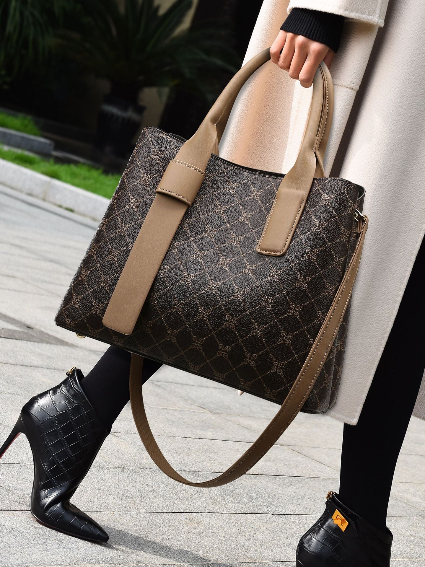 M288Large capacity handbag