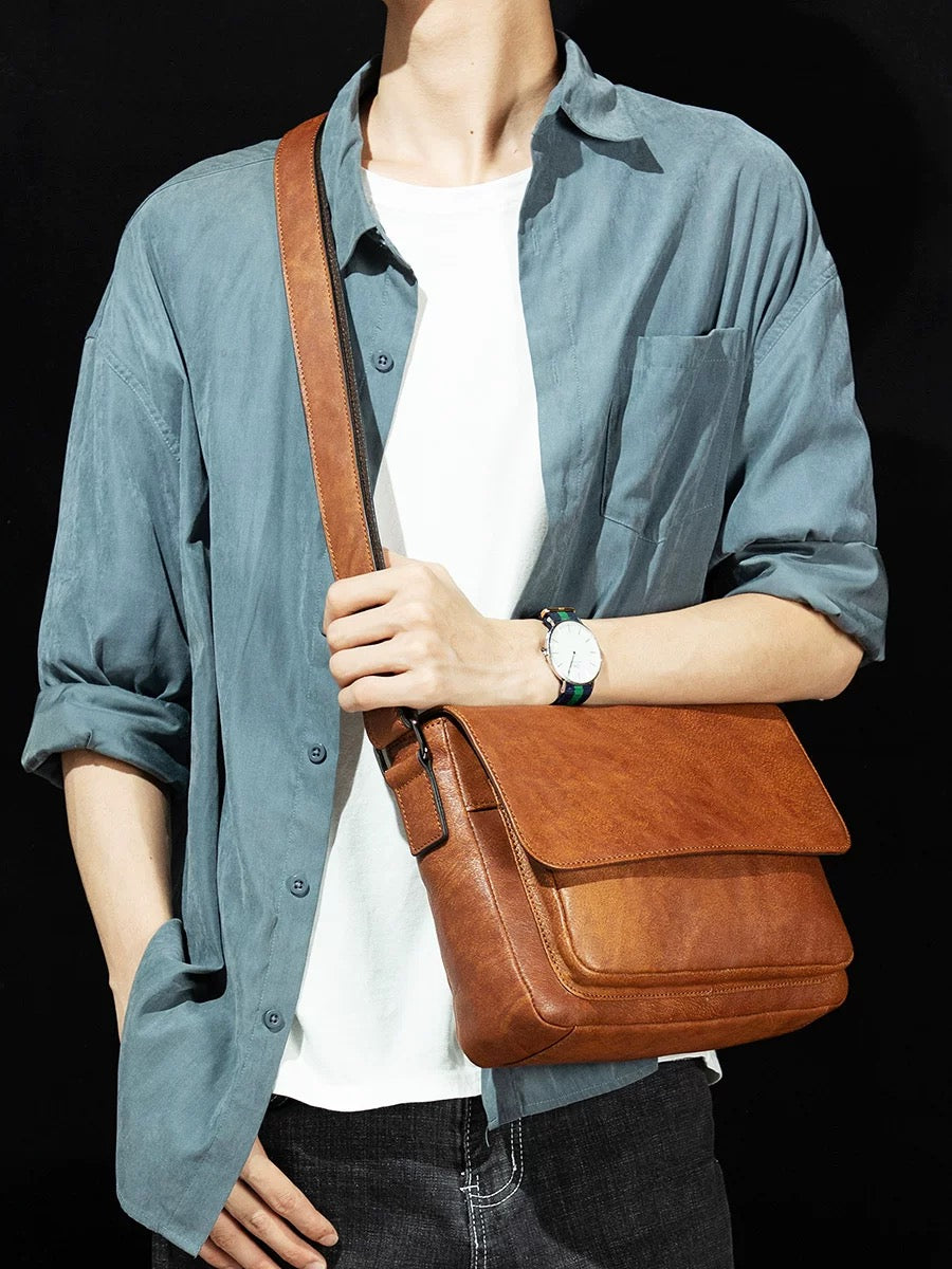 M209Man's postman bag