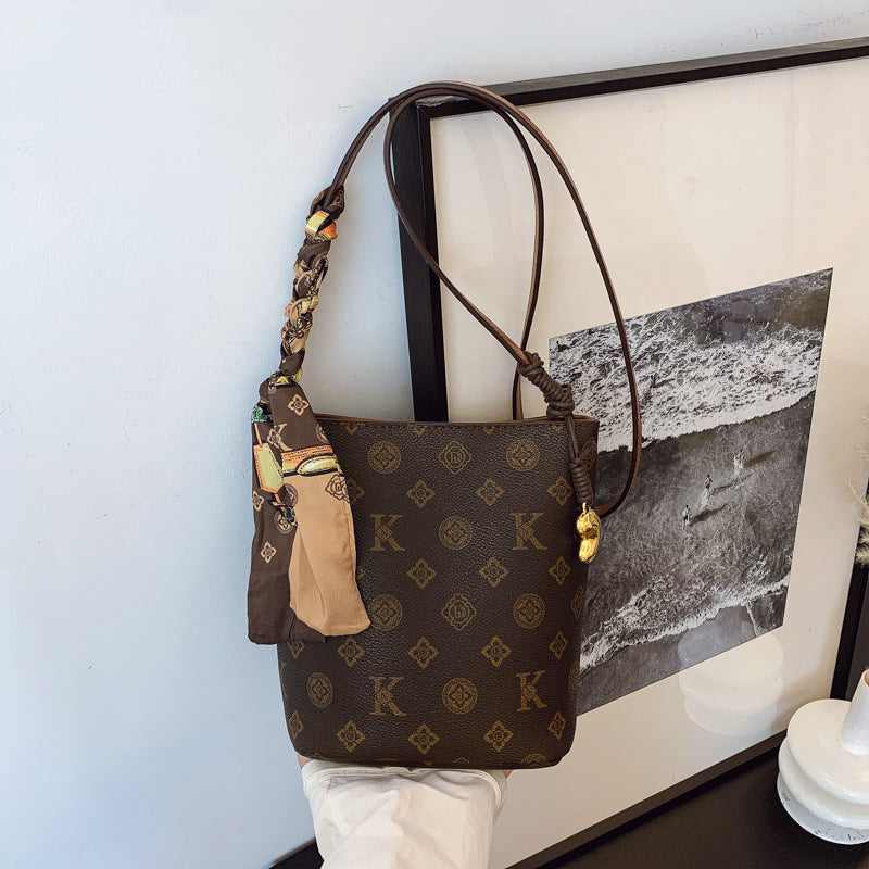 2801Bucket bag