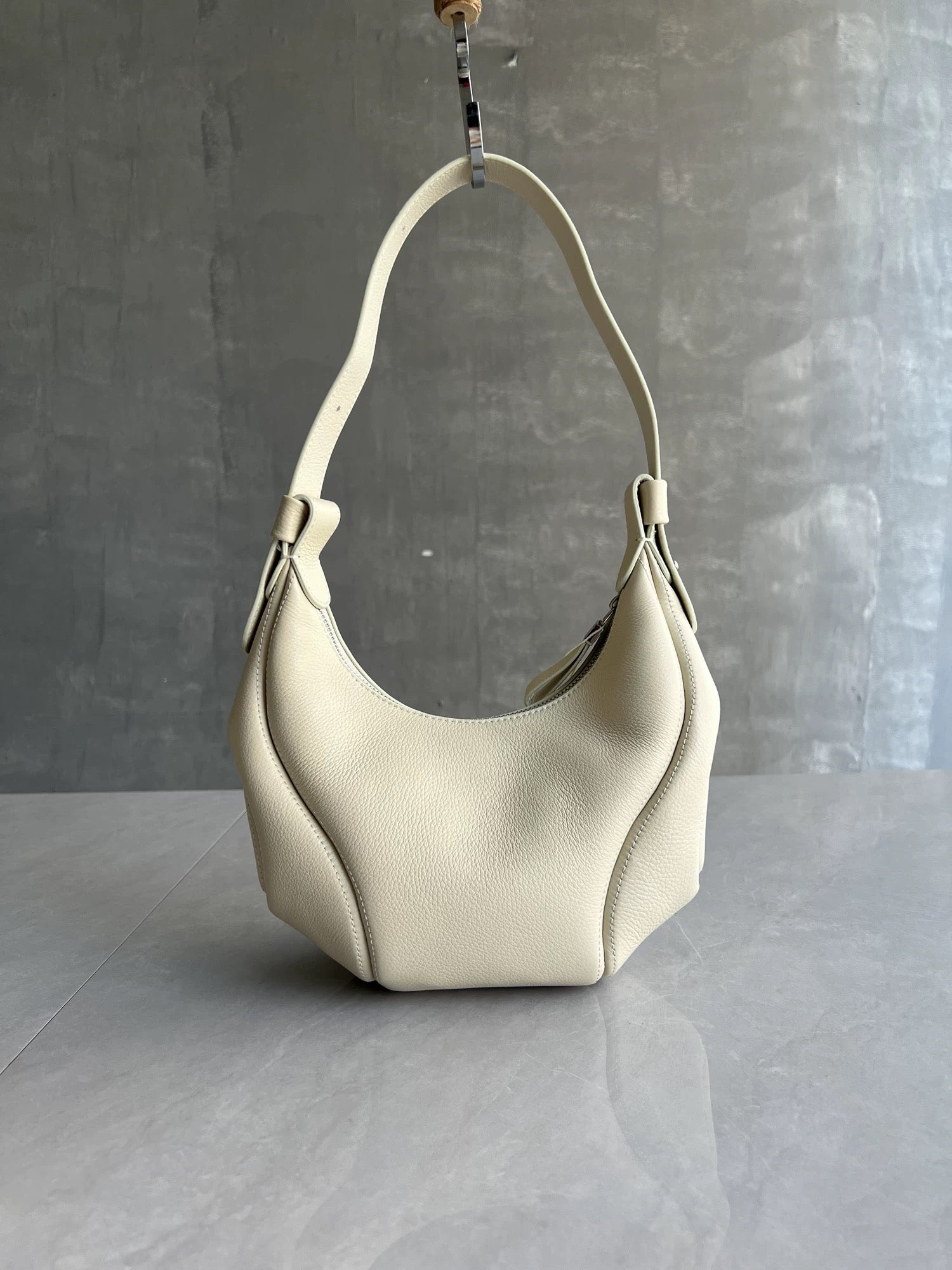 2765 messenger bag