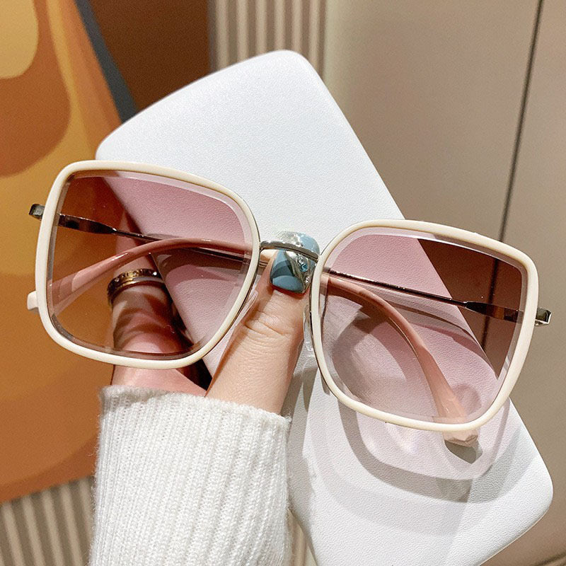 M119Fashion sunglasses