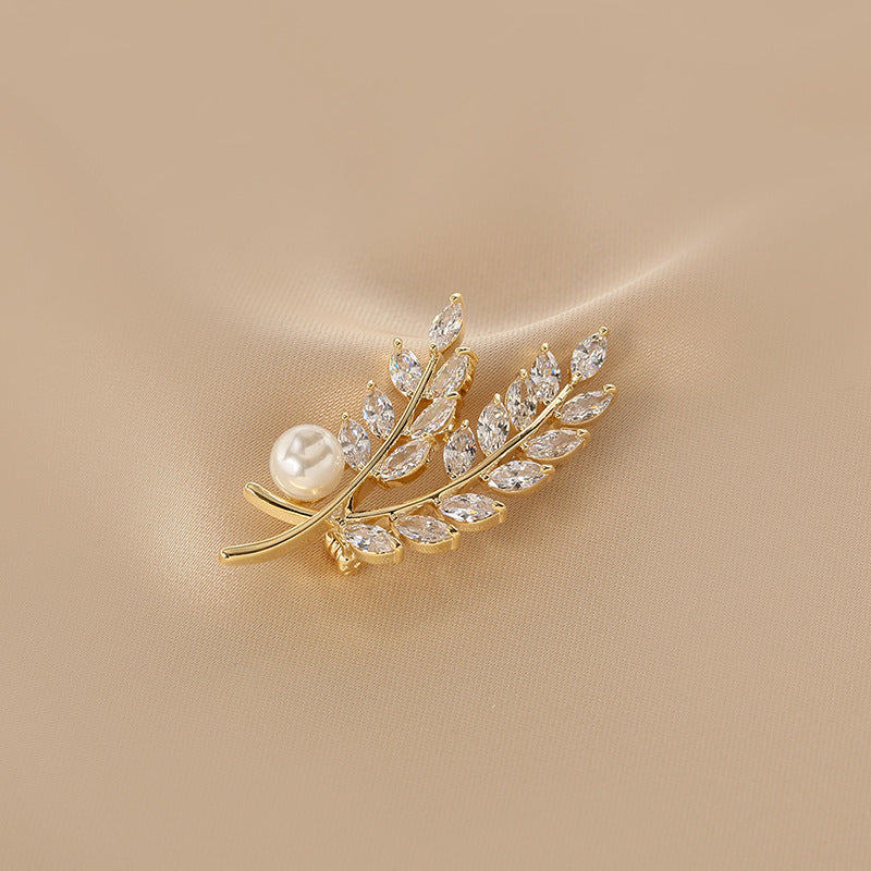M290Women's brooch