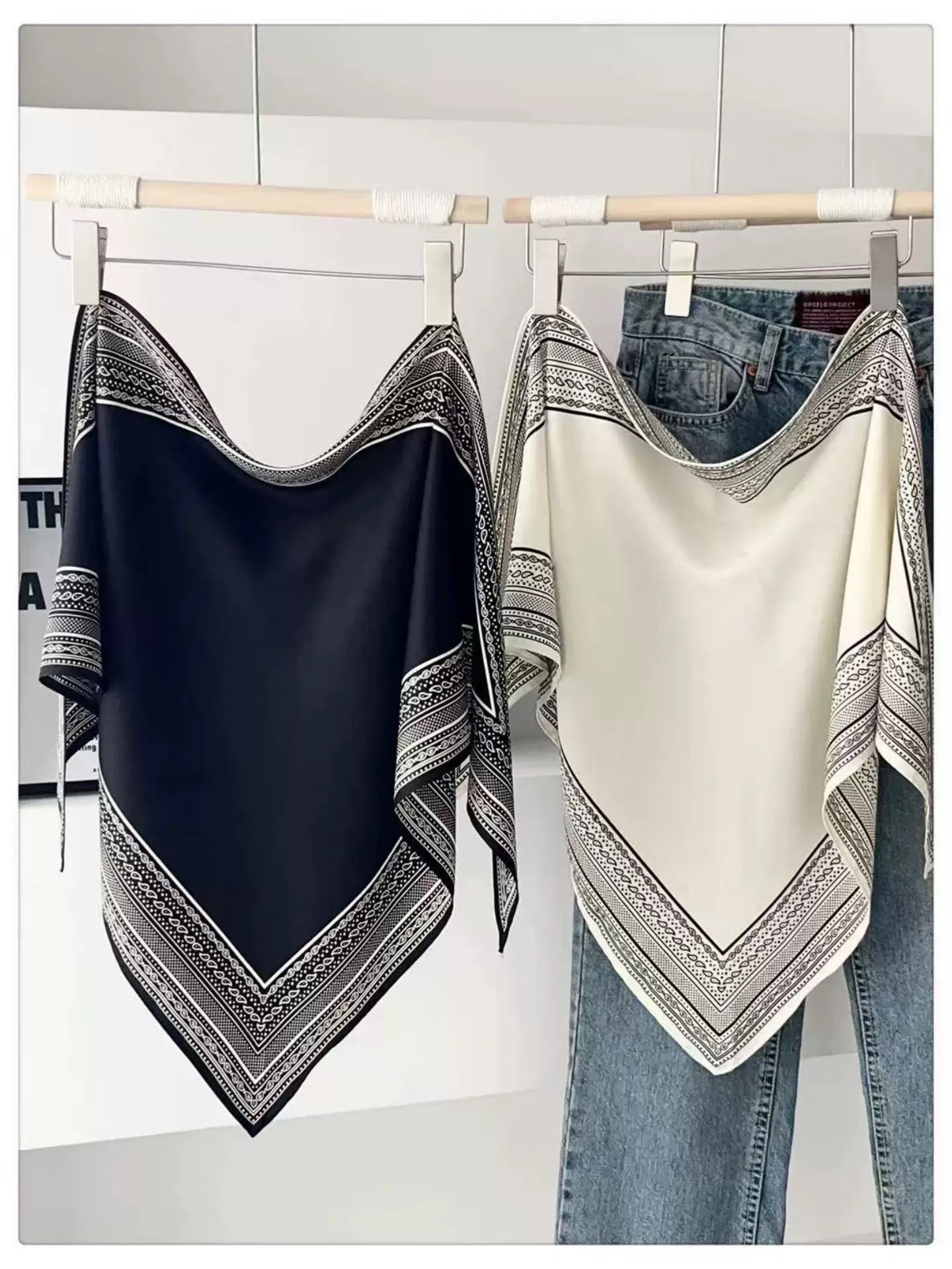 M167Classic scarf