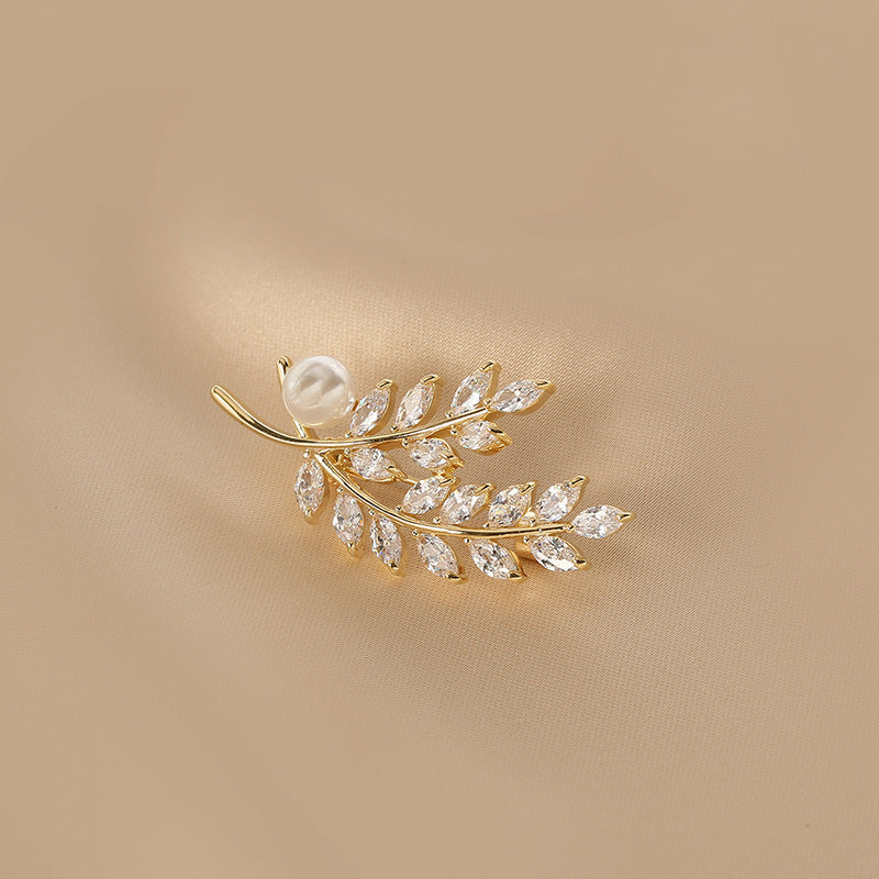 M290Women's brooch