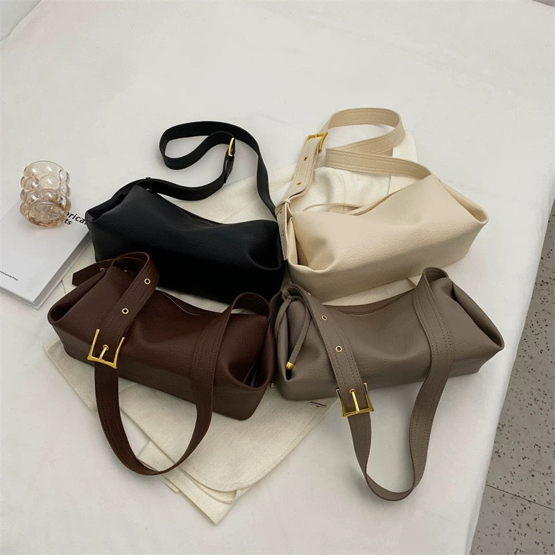 M138New crossbody bag