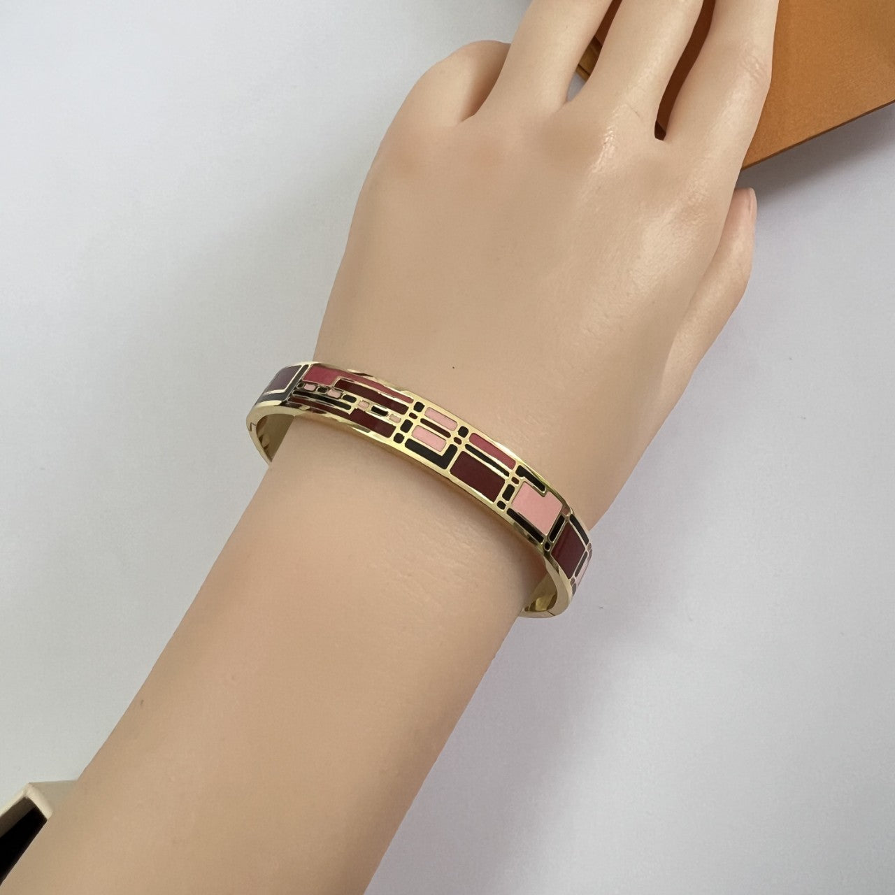 M289 woman bracelet
