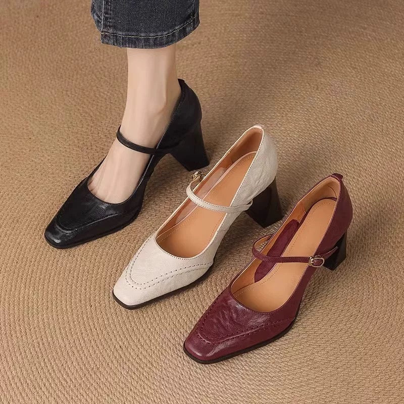 M237 high-heeled shoes