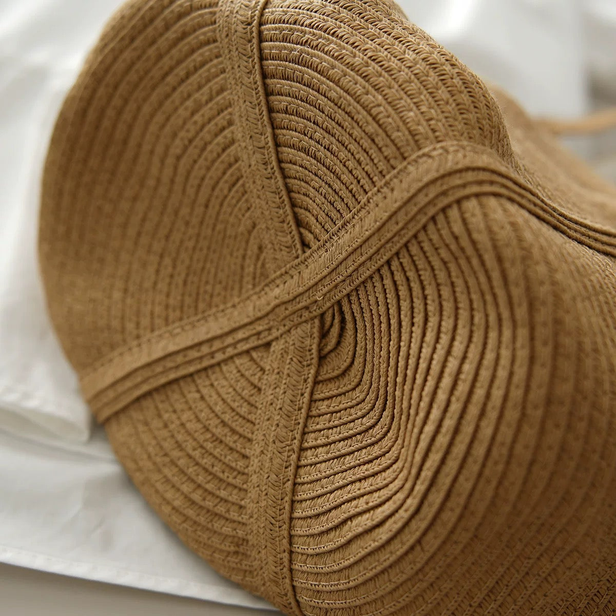 M085Hand-woven bag