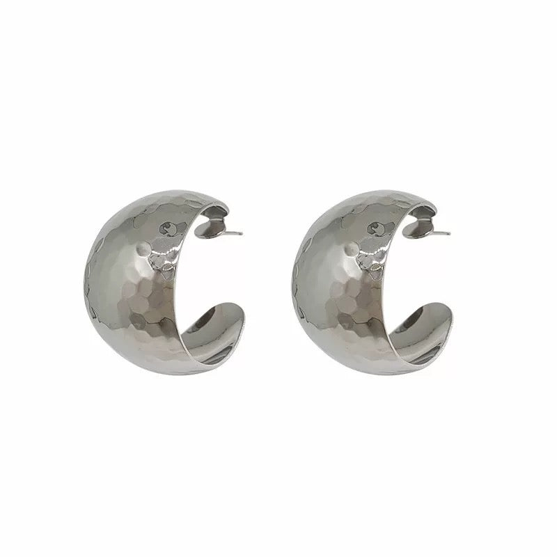 M238Women's earrings