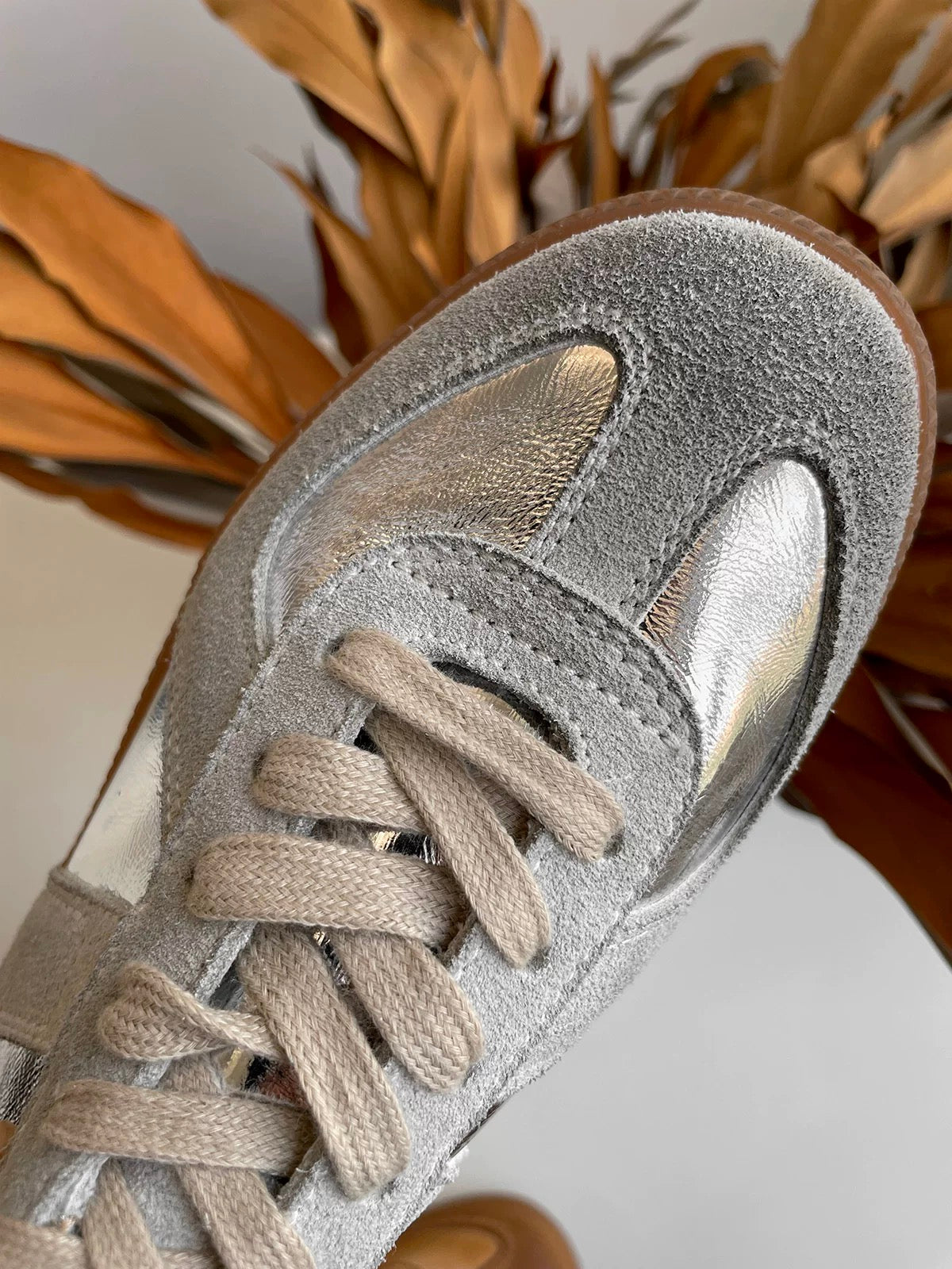 M207casual shoes