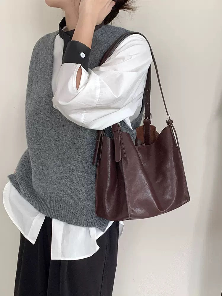 3125 genuine leather largo hobo