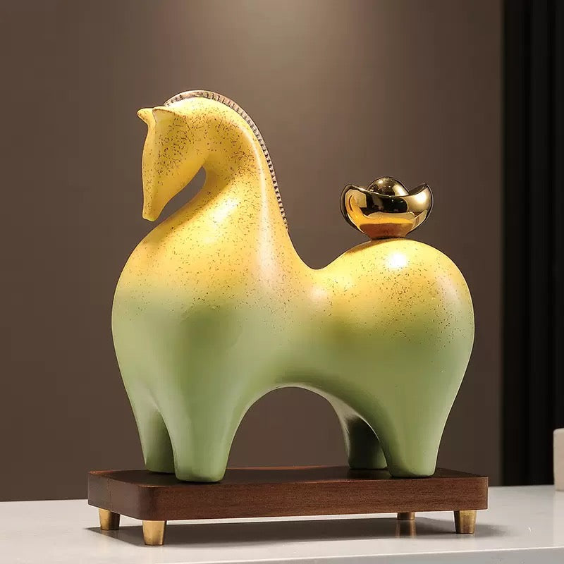 2422 Horse-shaped decor for the living room