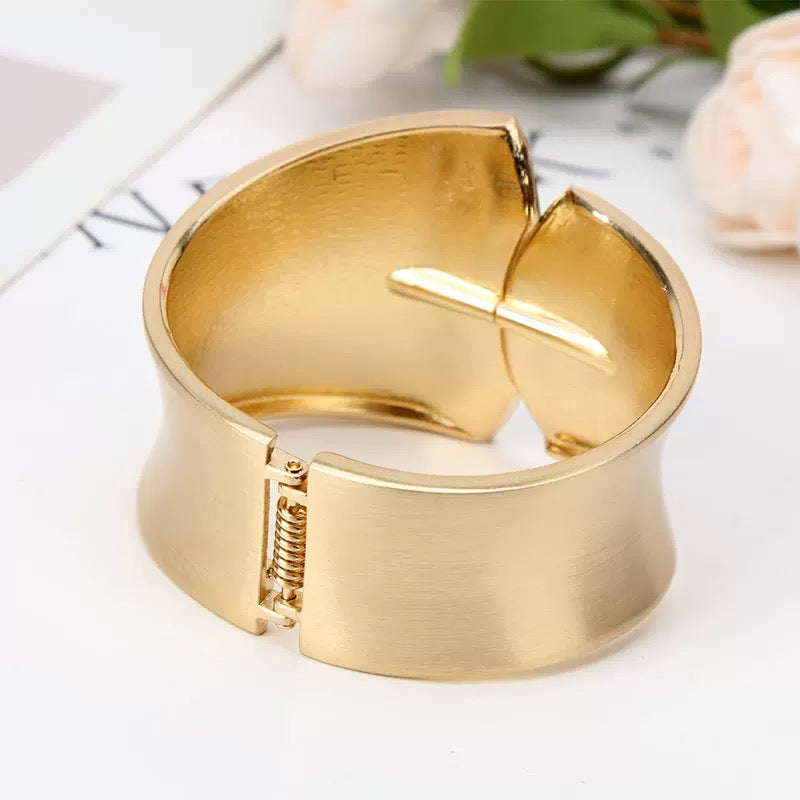 C044 Fashionable bracelet